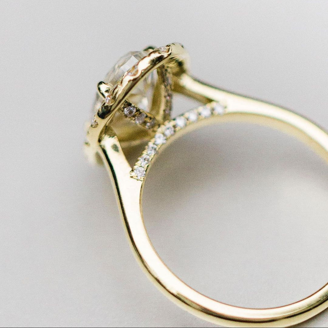 3.8 CT Oval Halo Lab Grown Diamond Engagement Ring