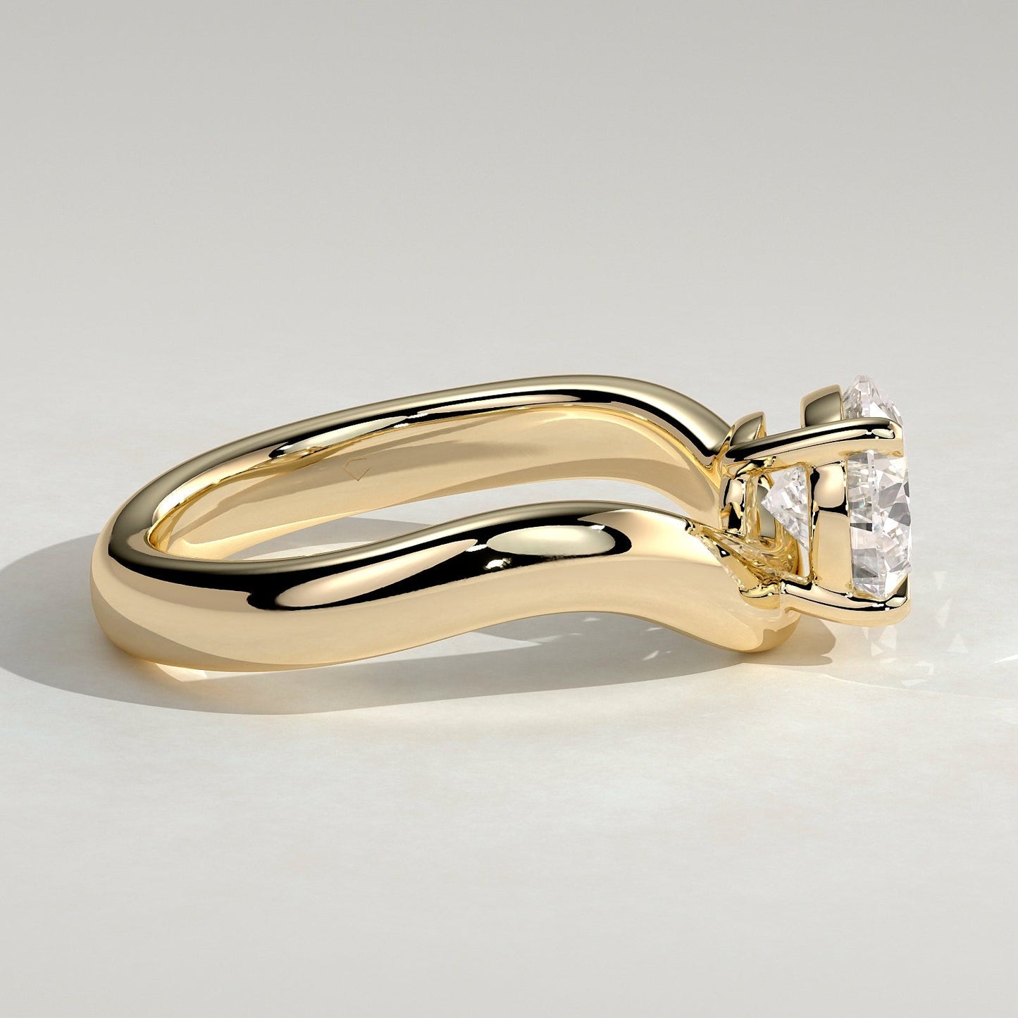 CUJ009