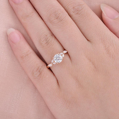 1 CT Round Cluster Lab Grown Diamond Engagement Ring