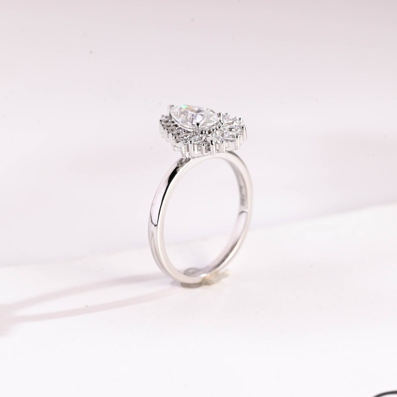 Stunning 1.0 - 2.0 CT Pear Moissanite Engagement Ring with Cluster Design 8